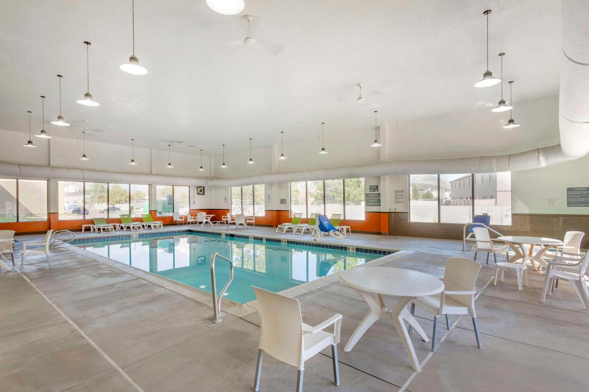 Comfort Suites Ogden Conference Center Luaran gambar